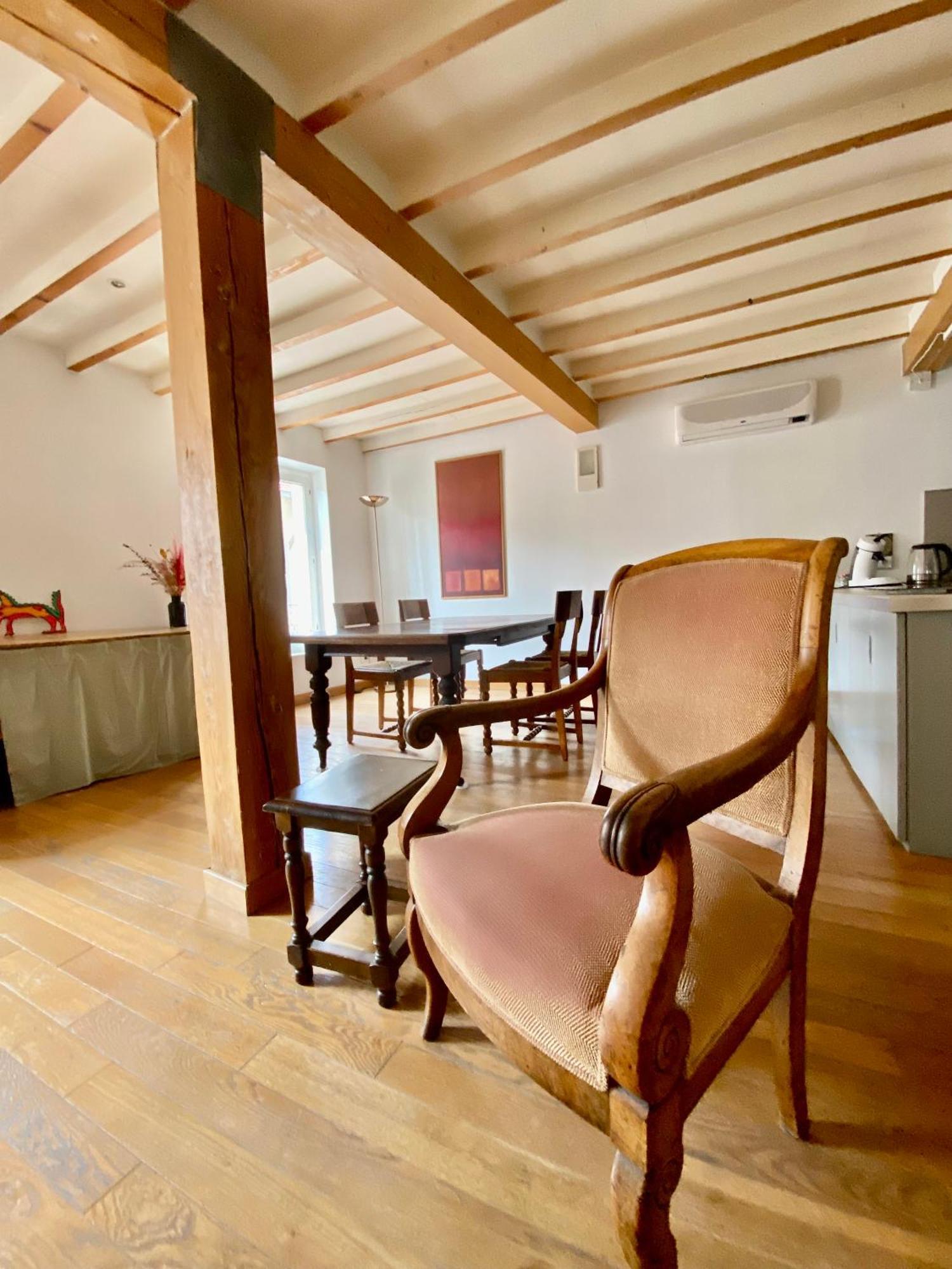 Medieval Avignon, Calm, Stunning & Spacious 60m2