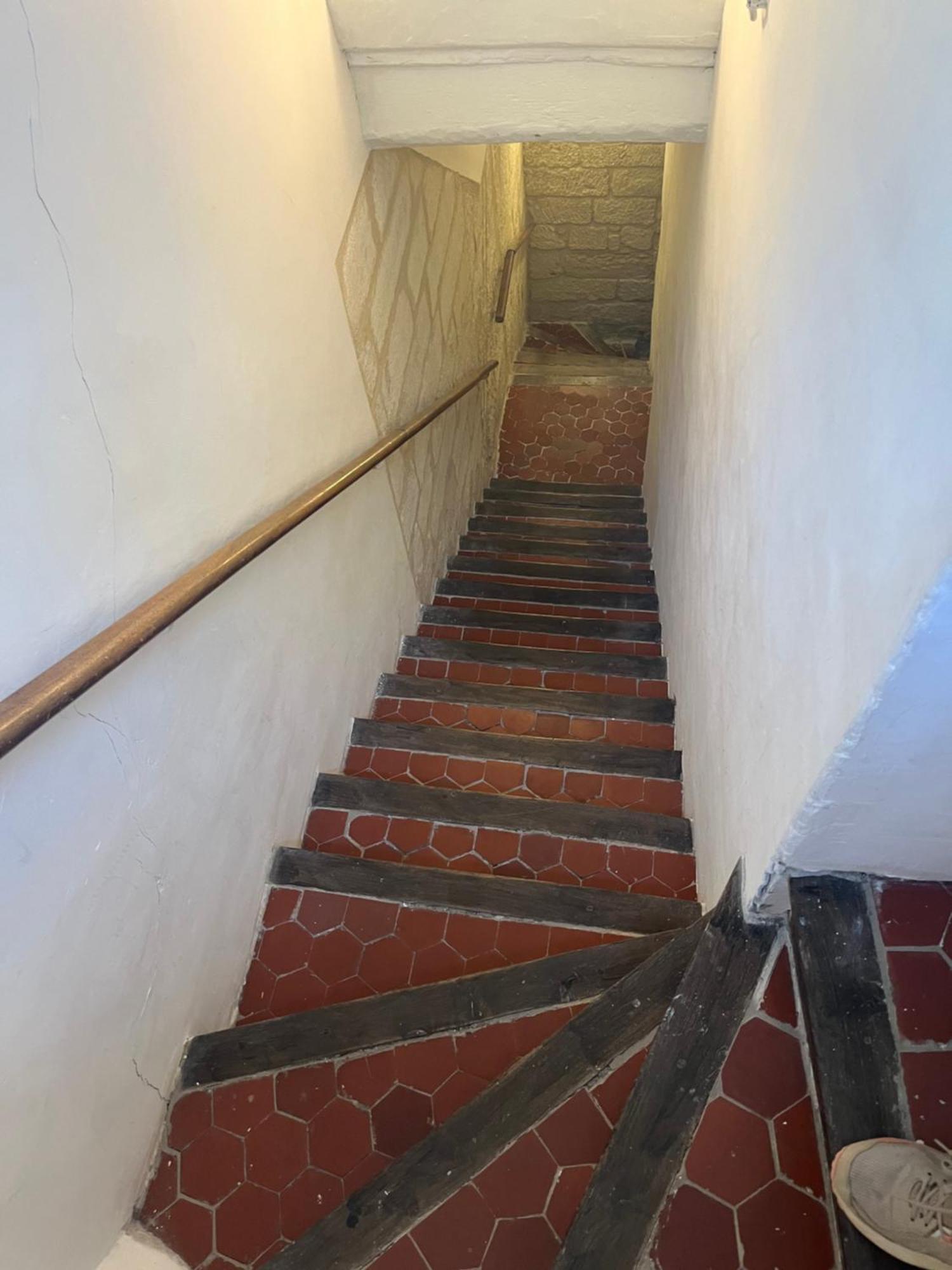 Medieval Avignon, Calm, Stunning & Spacious 60m2 * Avignon