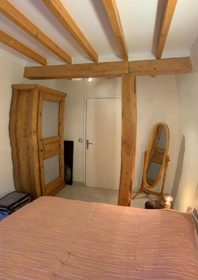 Medieval Avignon, Calm, Stunning & Spacious 60m2 Apartment *